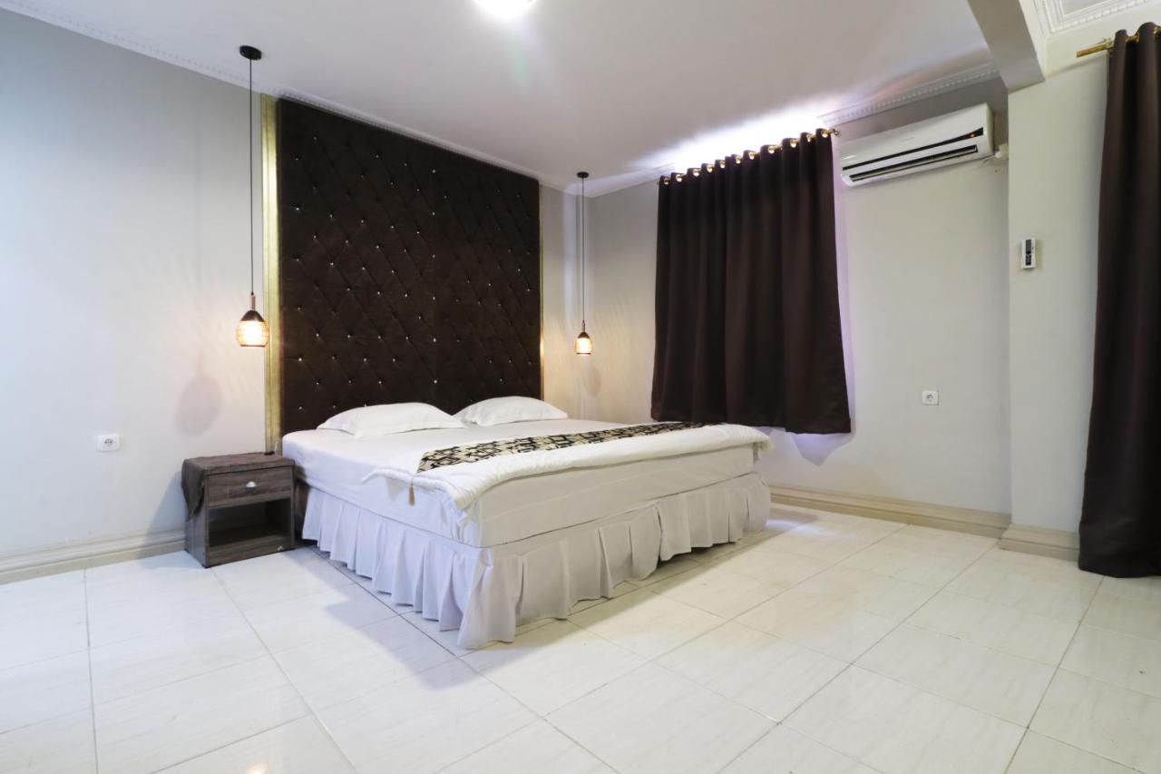 Hotel Andalus Jakarta Exterior photo